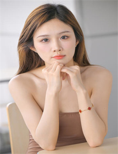 《欲望岛av》