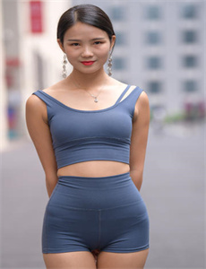 《八戒网站免费观看视频》