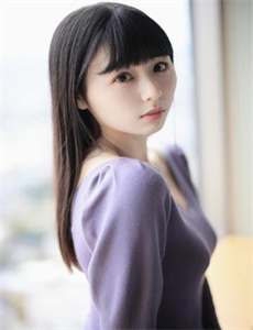 《谢娜挺孕肚拍广告》